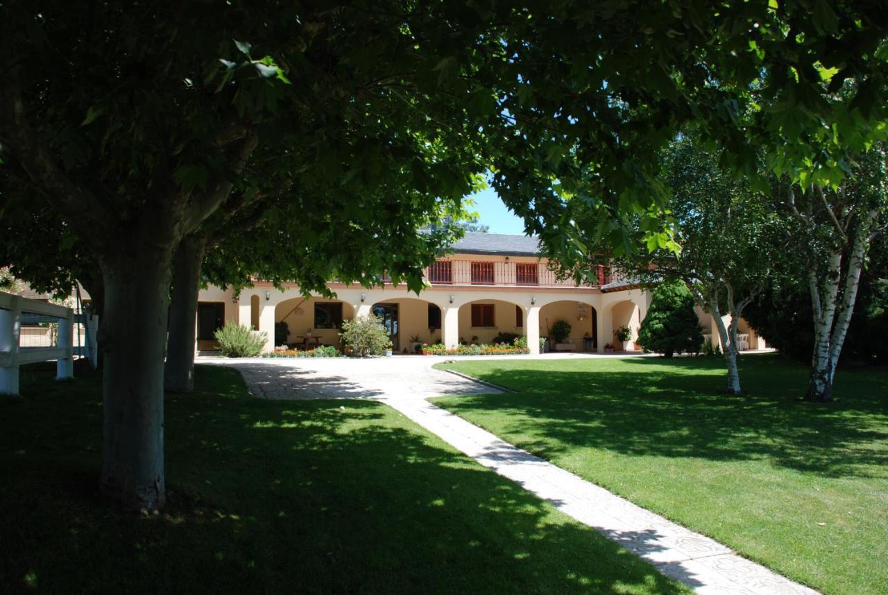 B&B Yeguada La Parrilla El Escorial Eksteriør billede